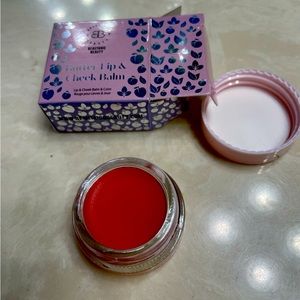 NWOT Beautaniq Beauty lip and cheek balm. Peach Blush.